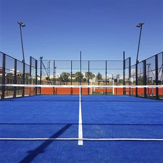 Gespa artificial per a la superfície de la pista de pàdel